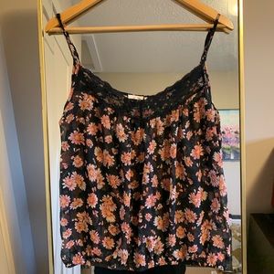 One clothing flower top